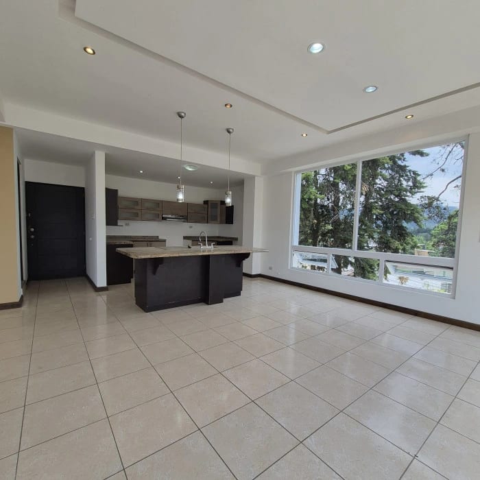Apartamento en Renta en Zona 16 — Apartamento en Alquiler en Kanajuyú, Zona 16, Guatemala, Ciudad — foto 2 de 9