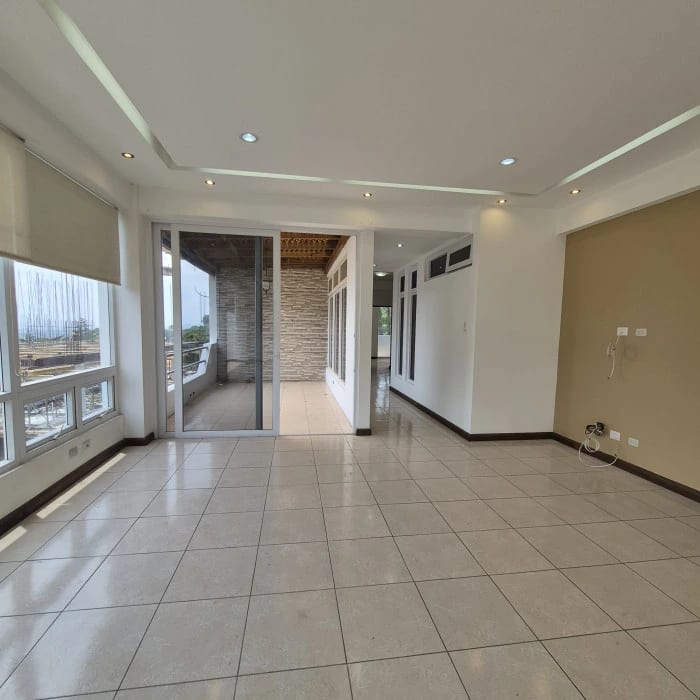 Apartamento en Renta en Zona 16 — Apartamento en Alquiler en Kanajuyú, Zona 16, Guatemala, Ciudad — foto 7 de 9