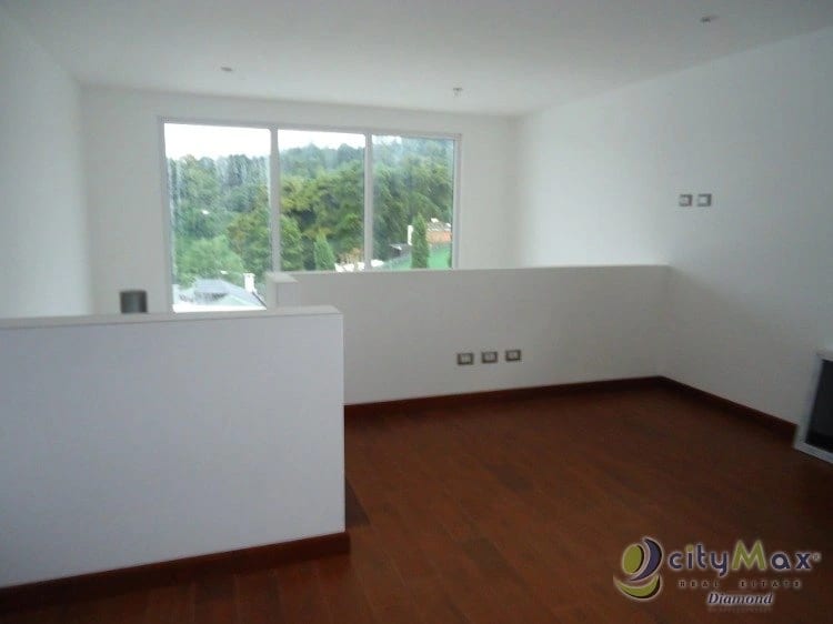 Apartamento en Renta en Zona 16 — Apartamento en Alquiler en La Montaña, Zona 16, Guatemala, Ciudad — foto 1 de 6