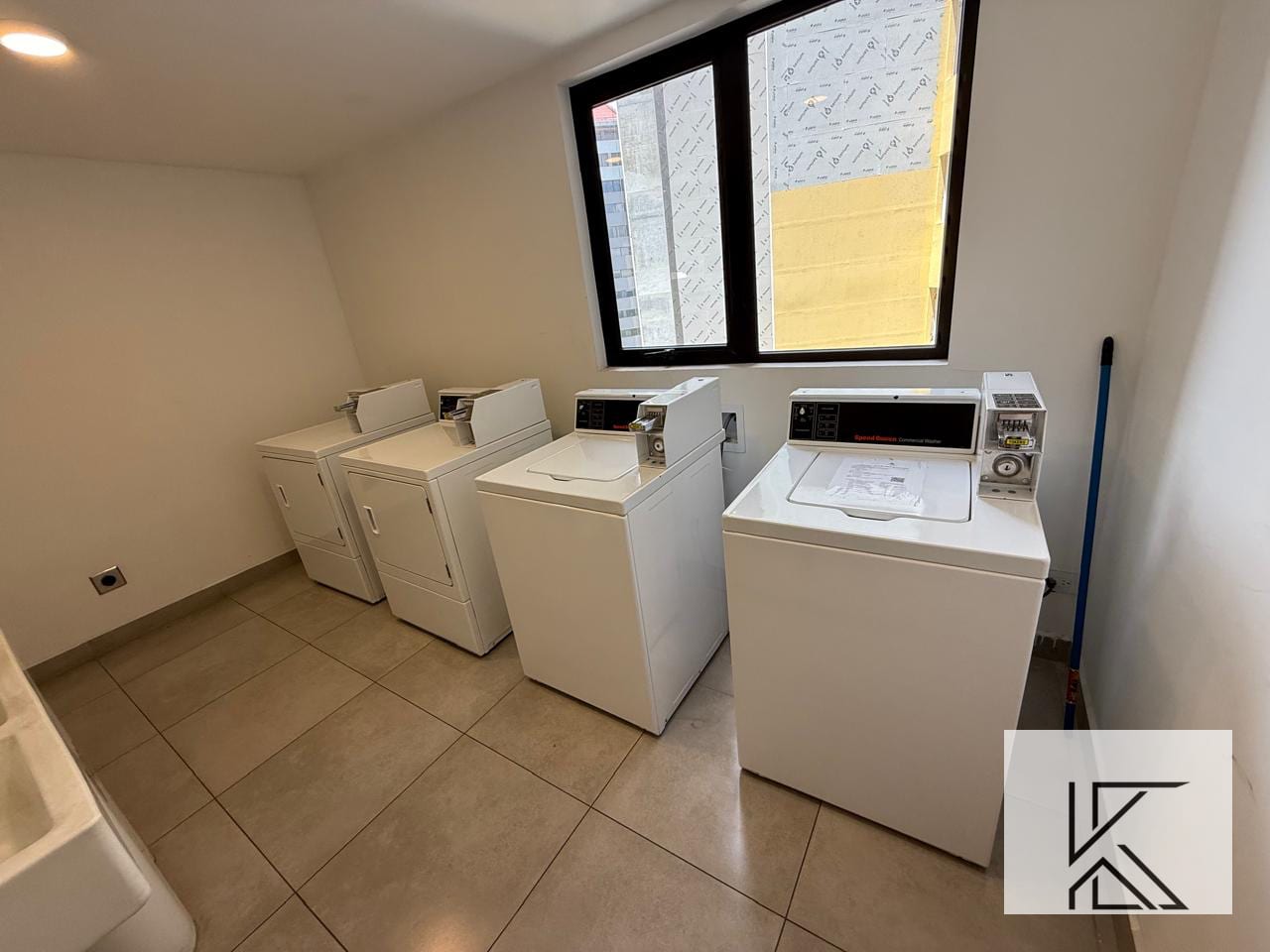 Apartamento en ALQUILER en Edificio ELEMENTO zona 13 — Apartamento en Alquiler en Elemento Plaza Berlín, Zona 13, Guatemala, Ciudad — foto 2 de 17