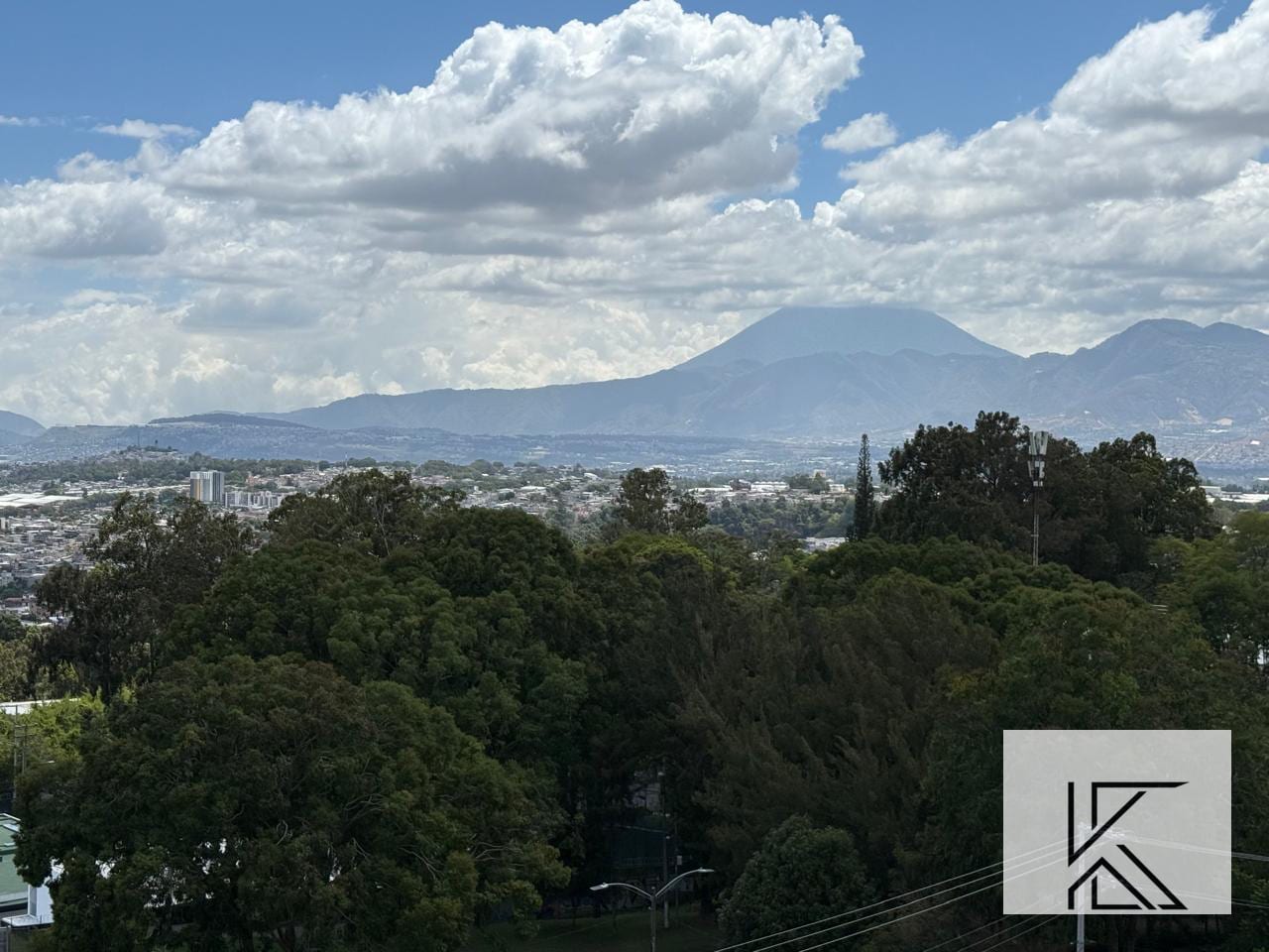 Apartamento en ALQUILER en Edificio ELEMENTO zona 13 — Apartamento en Alquiler en Elemento Plaza Berlín, Zona 13, Guatemala, Ciudad — foto 10 de 17
