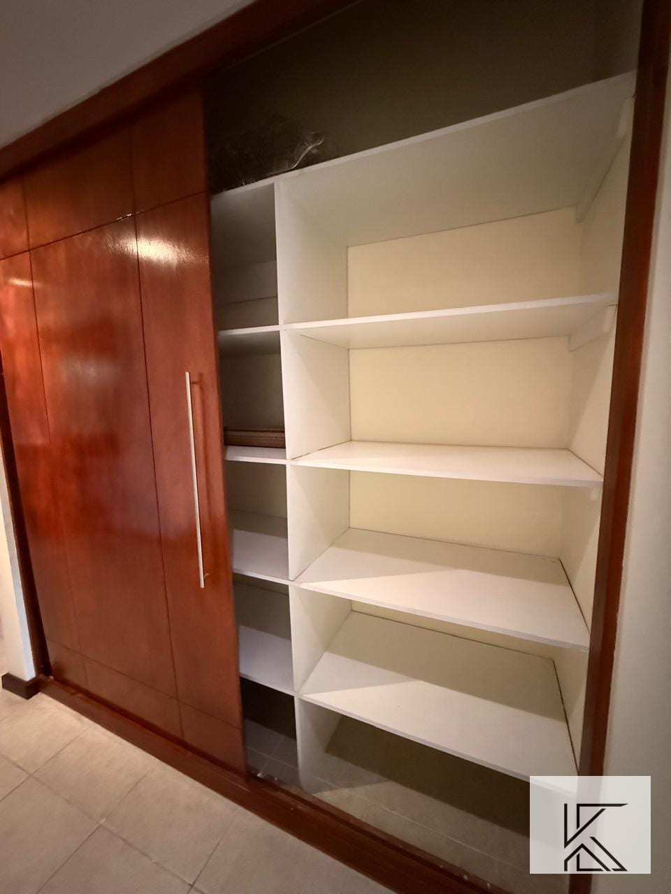 Exclusiva residencia en VENTA en zona 14, Edificio Bonaire — Apartamento en Venta en Bonaire, Zona 14, Guatemala, Ciudad — foto 11 de 16
