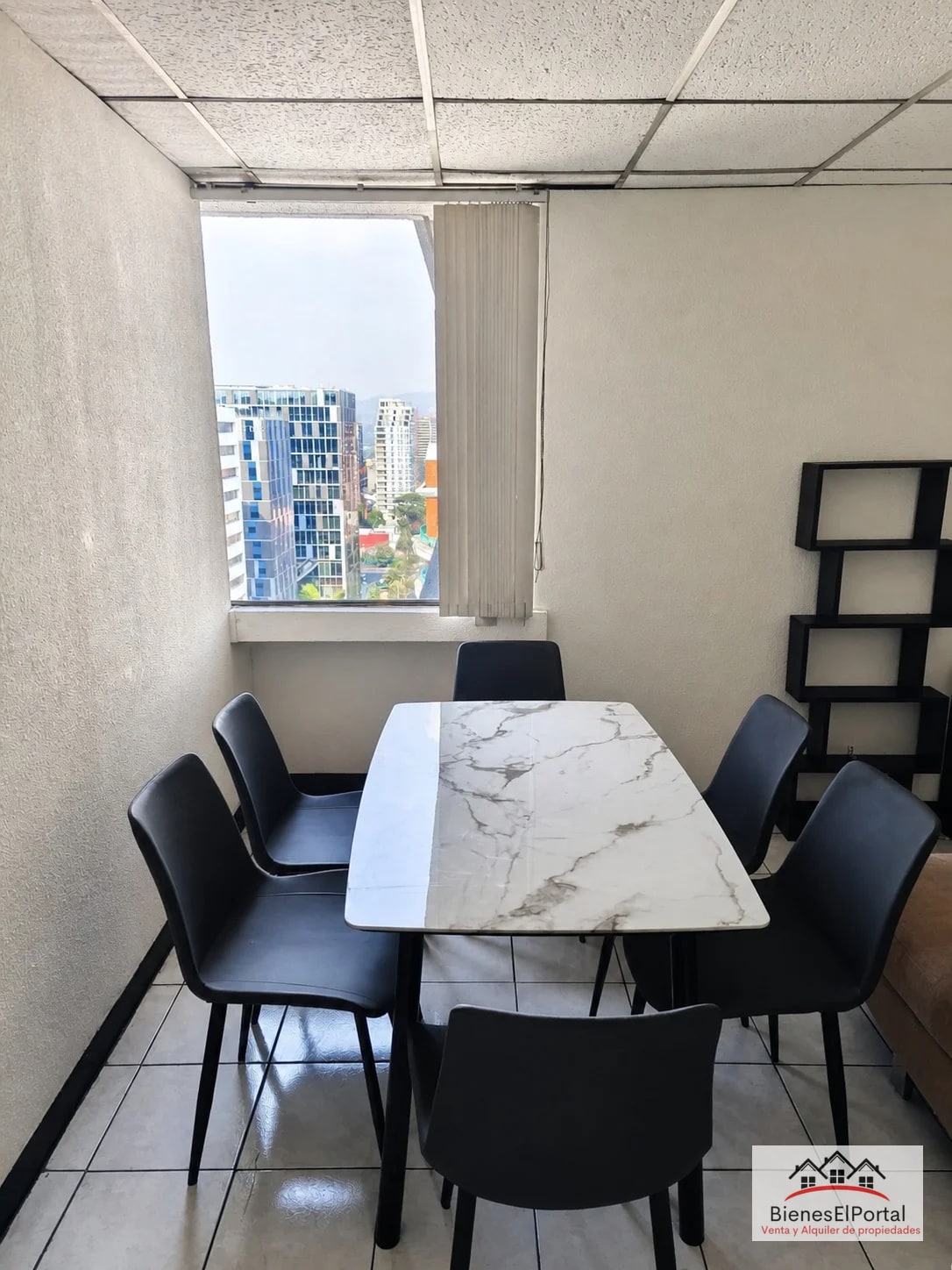 Apartamento en Reforma Montúfar Zona 10 - 2