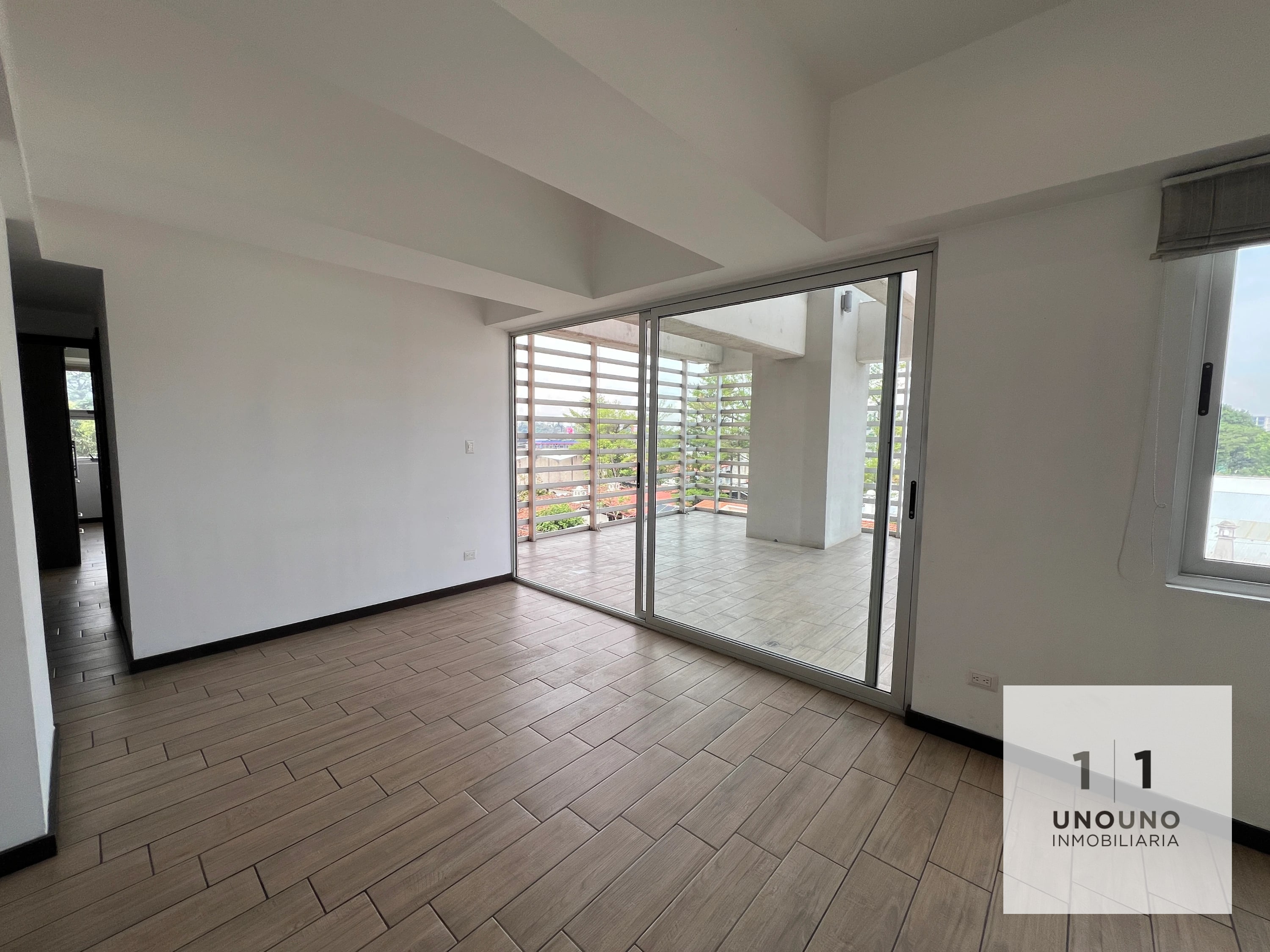 Apartamento en venta de 1 habitación en zona 10 — Apartamento en Venta en Ferrara 10, Zona 10, Guatemala, Ciudad — foto 1 de 10