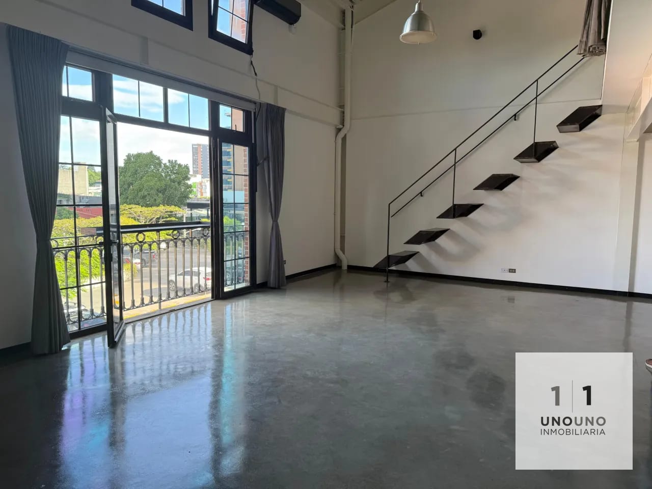 Loft en alquiler en 4 Grados Norte — Apartamento en Alquiler en Zona 4, Guatemala, Ciudad — foto 4 de 12