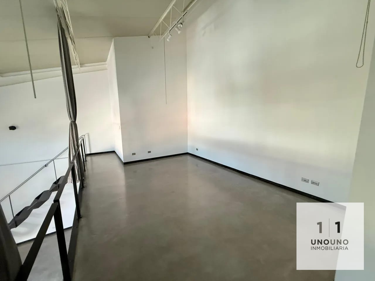 habitación principal — Loft en alquiler en 4 Grados Norte — Apartamento en Alquiler en Zona 4, Guatemala, Ciudad — foto 11 de 12