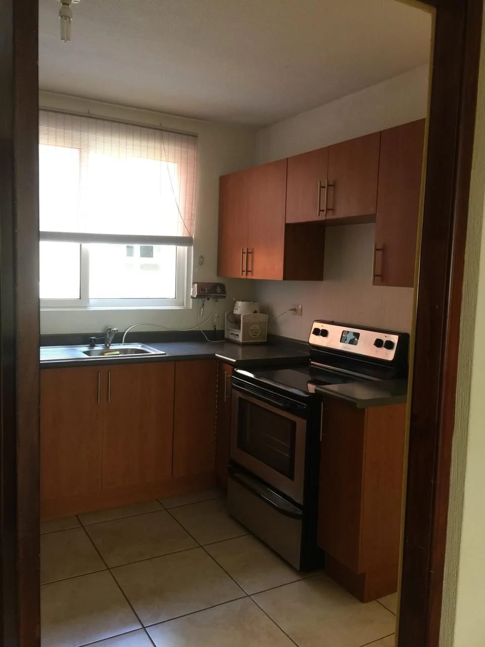 APARTAMENTO EN VENTA EN ZONA 12 ALTOS DE LA COLINA - Image 4