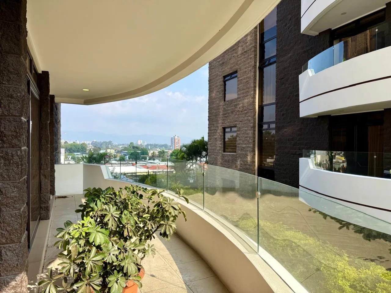 APARTAMENTO EN VENTA EN MIRAGE ZONA 11 — Apartamento en Venta en Mirage las charcas, Zona 11, Guatemala, Ciudad — foto 13 de 17
