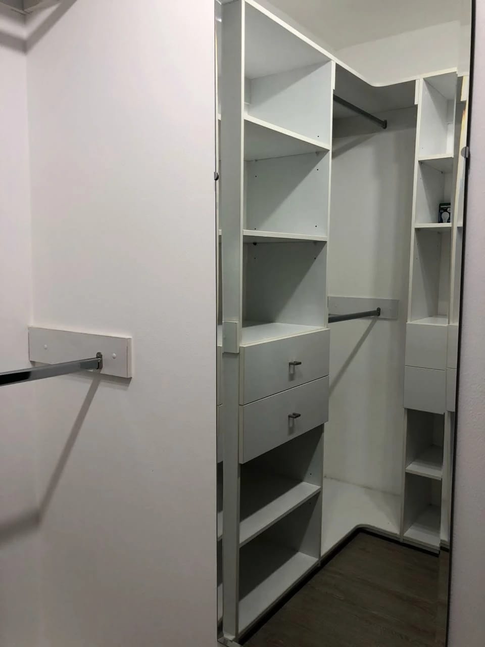 APARTAMENTO EN RENTA EN ZONA 10, EDIFICIO NEO — Apartamento en Alquiler en Neo Apartamentos, Zona 10, Guatemala, Ciudad — foto 9 de 13