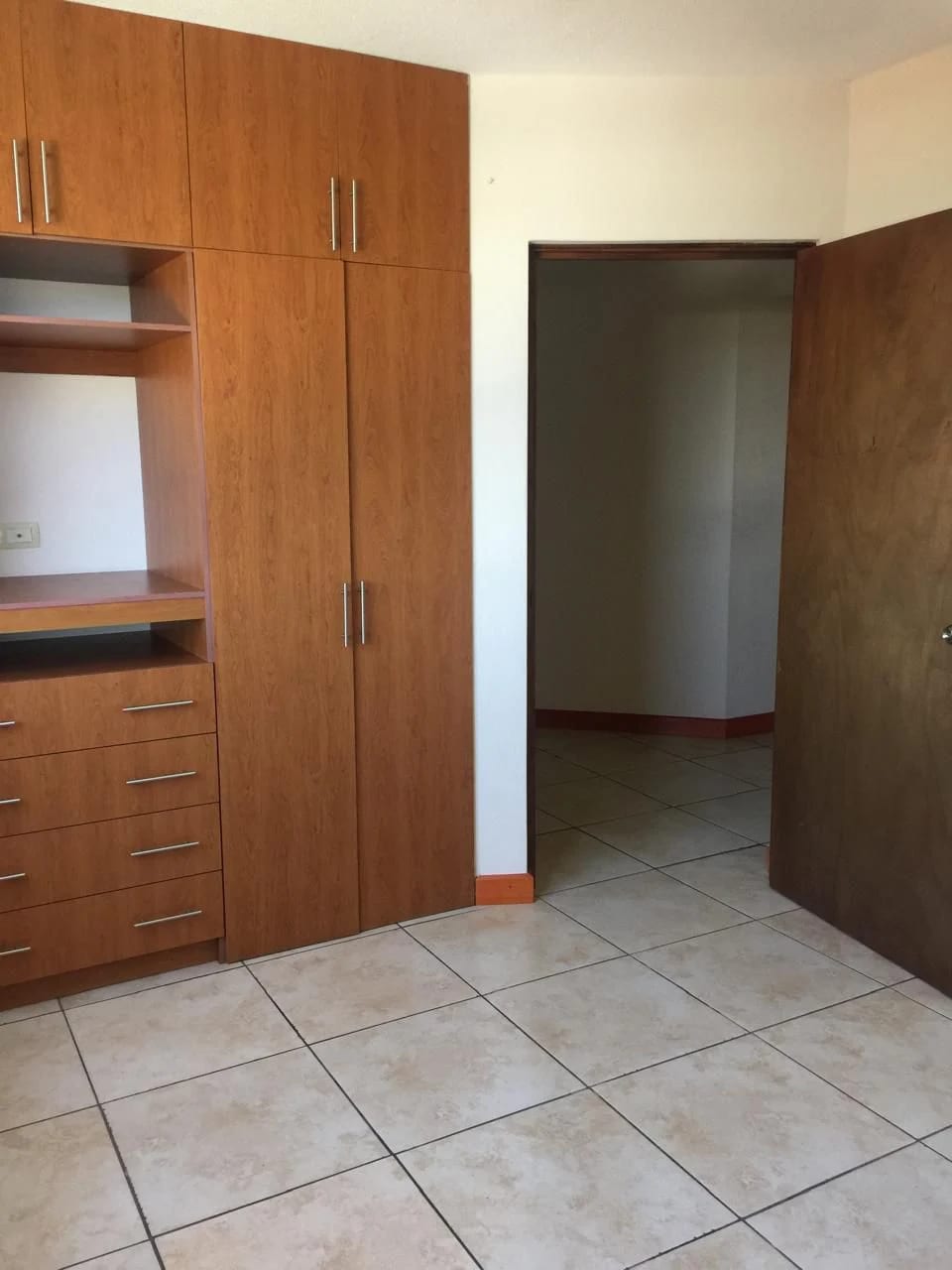 APARTAMENTO EN VENTA EN ZONA 12, ALTOS DE LA COLINA — Apartamento en Venta en Altos de la colonia, Zona 12, Guatemala, Ciudad — foto 5 de 16