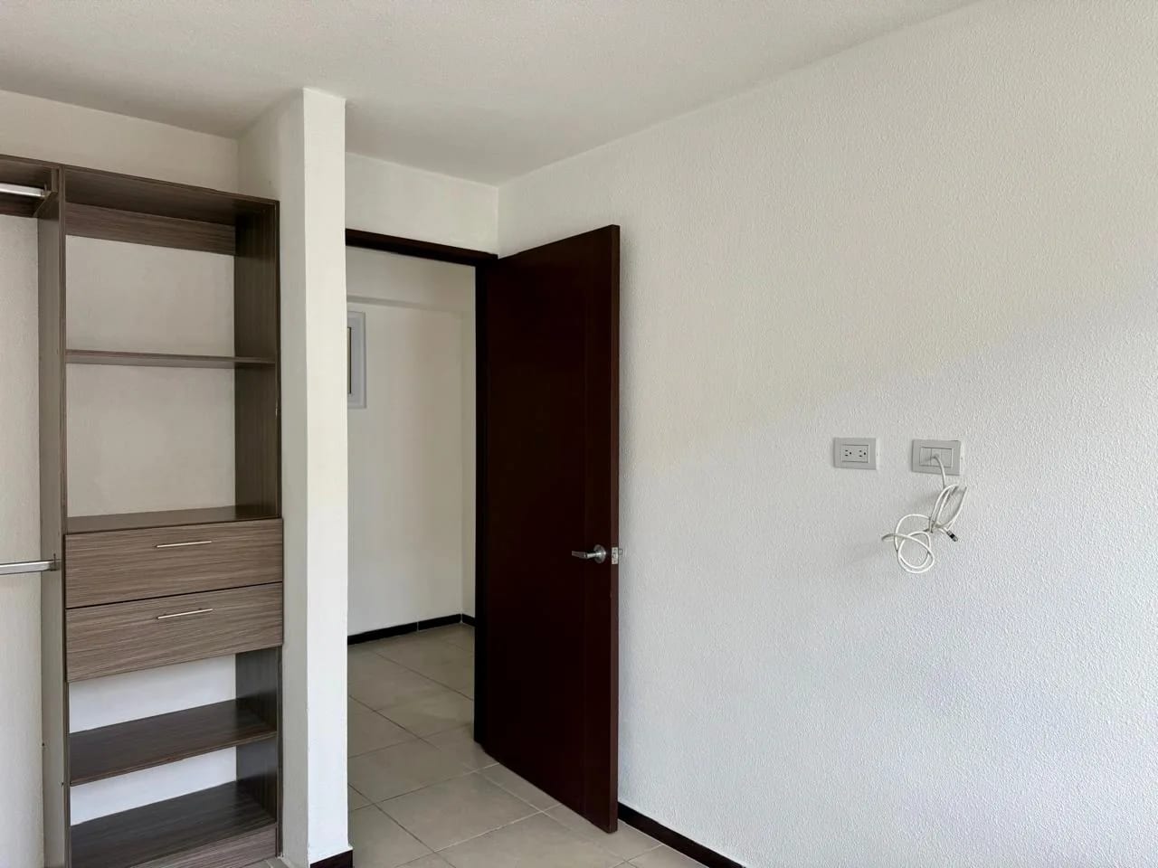 APARTAMENTO EN RENTA EN ZONA 11, PARQUE 11 — Apartamento en Alquiler en Parque 11, Zona 11, Guatemala, Ciudad — foto 5 de 16