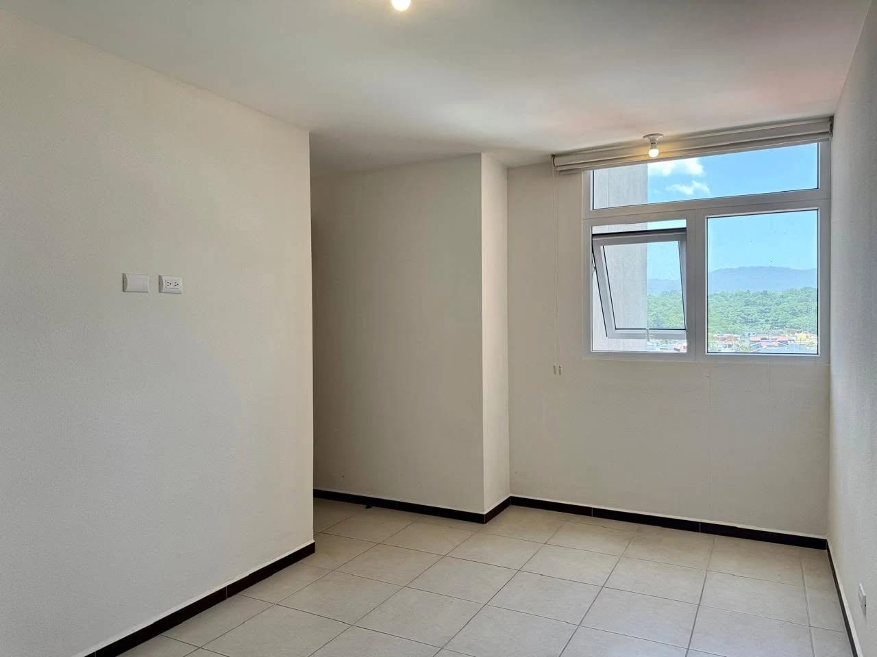 APARTAMENTO EN RENTA EN ZONA 11, PARQUE SAN JORGE — Apartamento en Alquiler en Parque San Jorge, Zona 11, Guatemala, Ciudad — foto 8 de 17