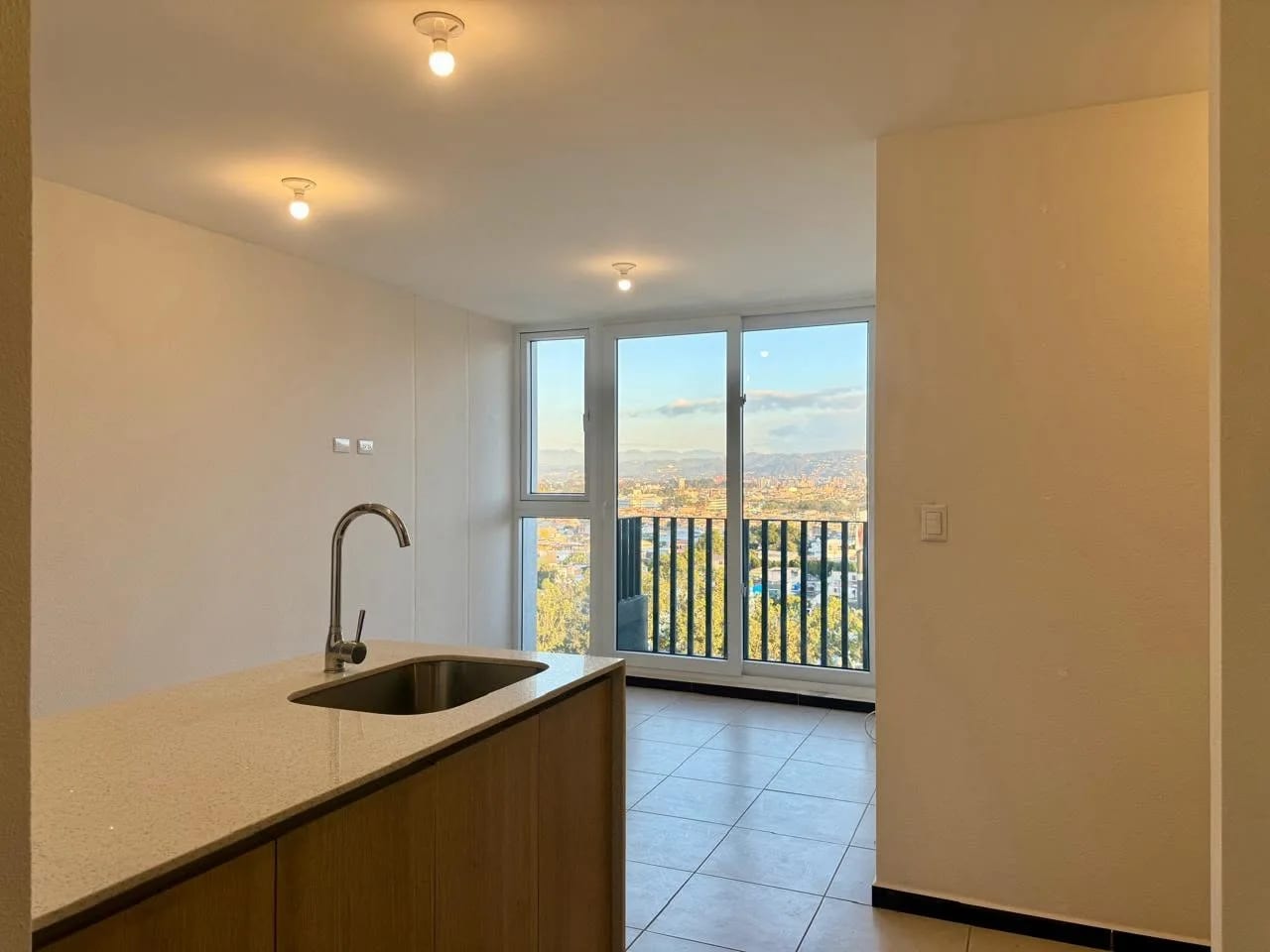 Apartamento en Venta en Zona 11, Parque San Jorge — Apartamento en Venta en Parque San Jorge, Zona 11, Guatemala, Ciudad — foto 2 de 17
