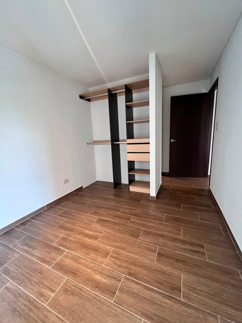 Apartamento en Venta en Zona 7, Parque Mateo — Apartamento en Venta en Parque Mateo, Zona 7, Guatemala, Ciudad — foto 11 de 16