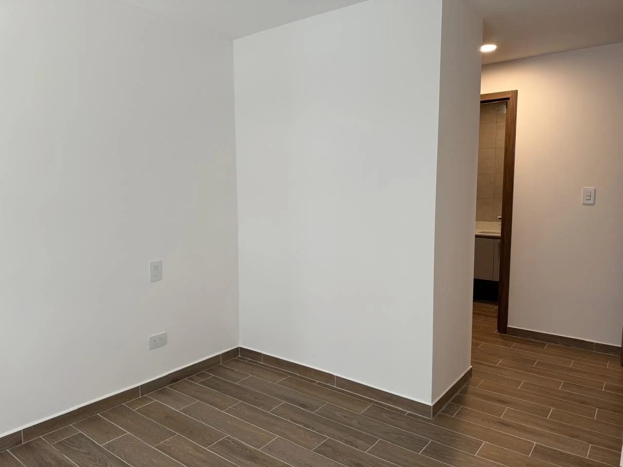 Apartamento en Renta en Zona 14, Parque 14 — Apartamento en Alquiler en Parque 14, Zona 14, Guatemala, Ciudad — foto 6 de 17