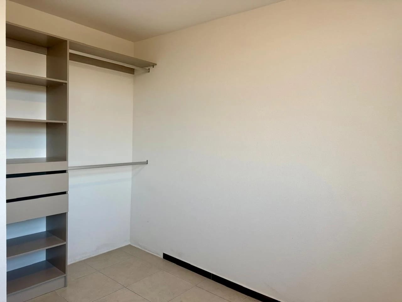 Apartamento en Renta en Zona 11, Parque San Jorge — Apartamento en Alquiler en Parque San Jorge, Zona 11, Guatemala, Ciudad — foto 6 de 16