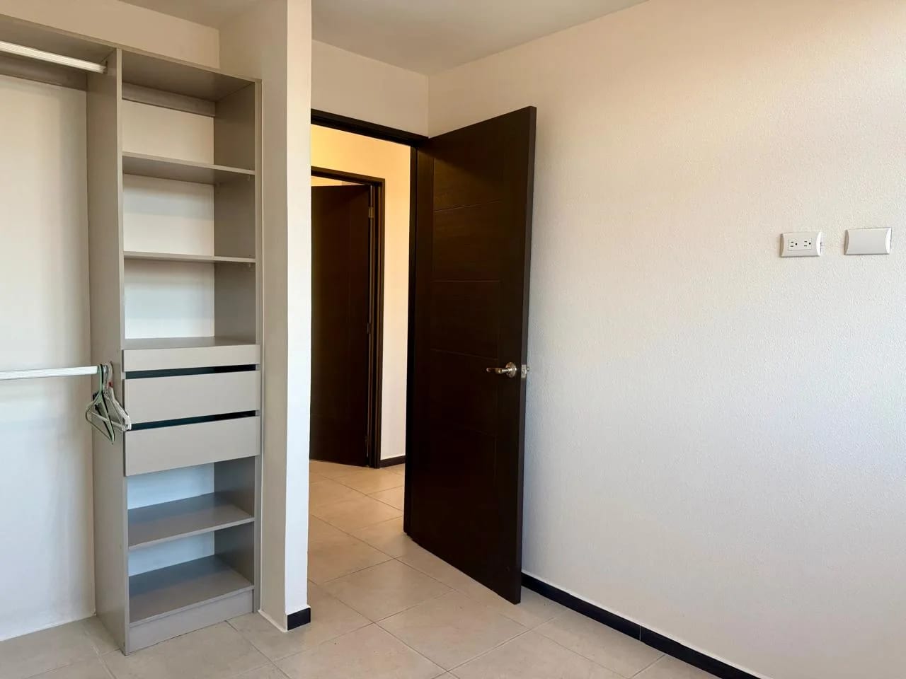 Apartamento en Renta en Zona 11, Parque San Jorge — Apartamento en Alquiler en Parque San Jorge, Zona 11, Guatemala, Ciudad — foto 9 de 16