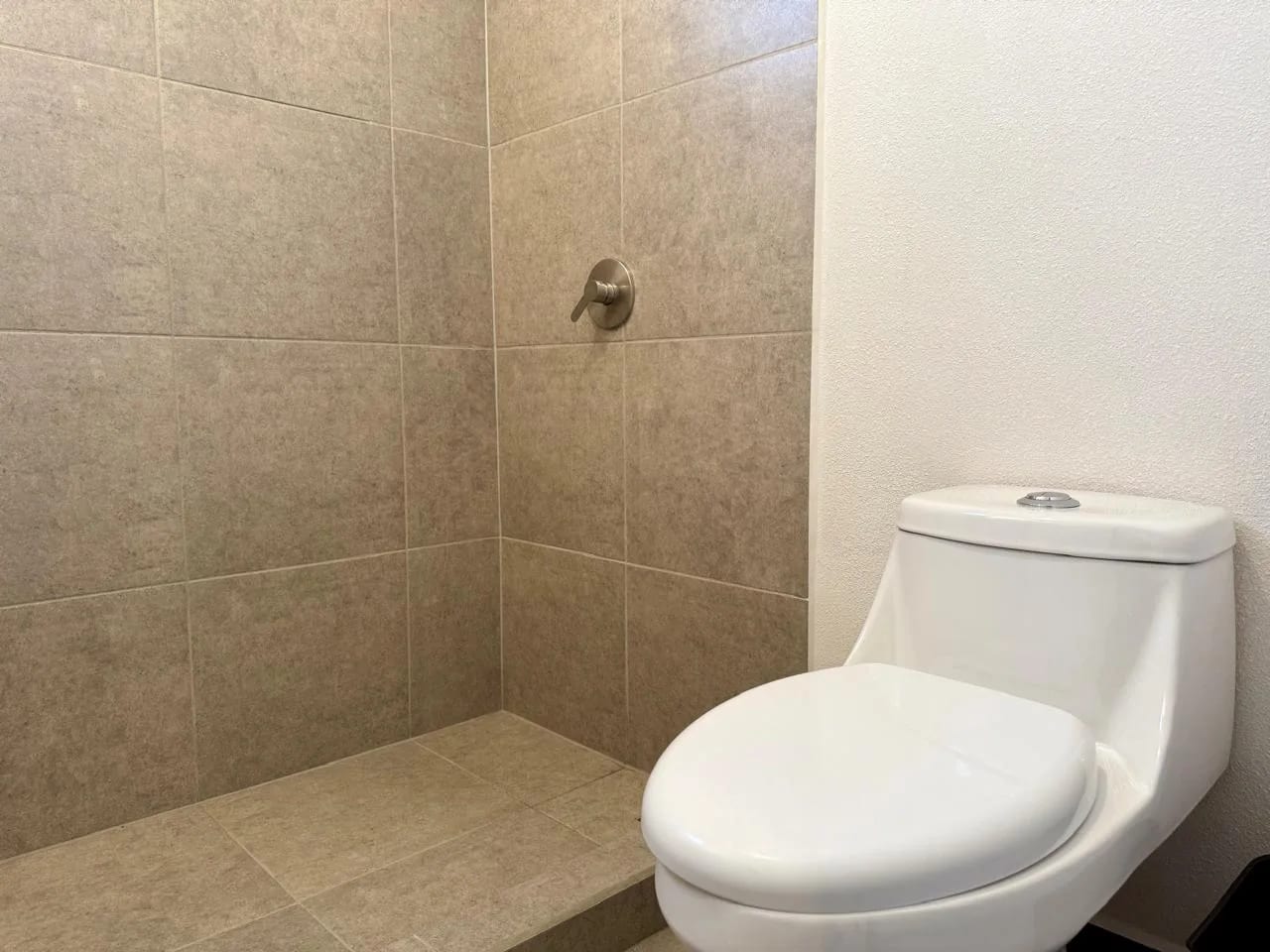 Apartamento en Renta en Zona 11, Parque San Jorge — Apartamento en Alquiler en Parque San Jorge, Zona 11, Guatemala, Ciudad — foto 10 de 16