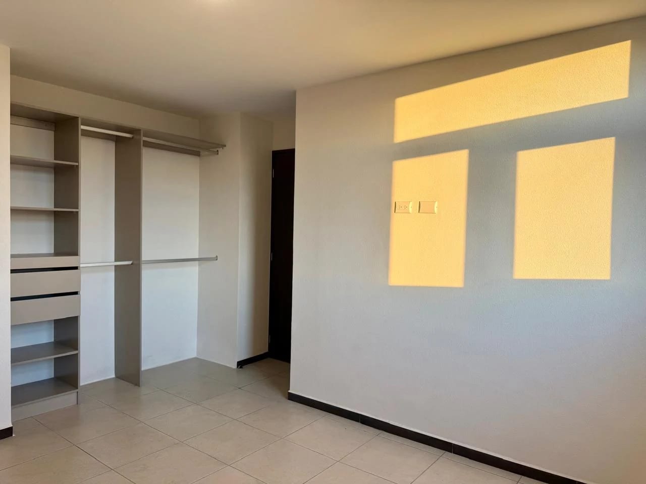 Apartamento en Renta en Zona 11, Parque San Jorge — Apartamento en Alquiler en Parque San Jorge, Zona 11, Guatemala, Ciudad — foto 13 de 16