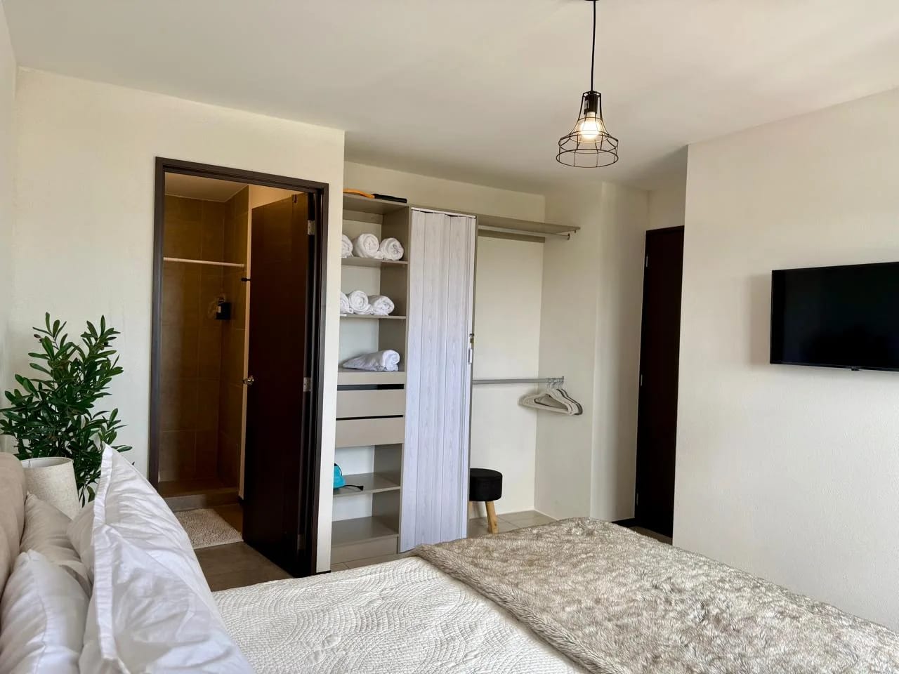 Apartamento Amueblado en Renta en Zona 11, Parque San Jorge — Apartamento en Alquiler en Parque San Jorge, Zona 11, Guatemala, Ciudad — foto 6 de 13