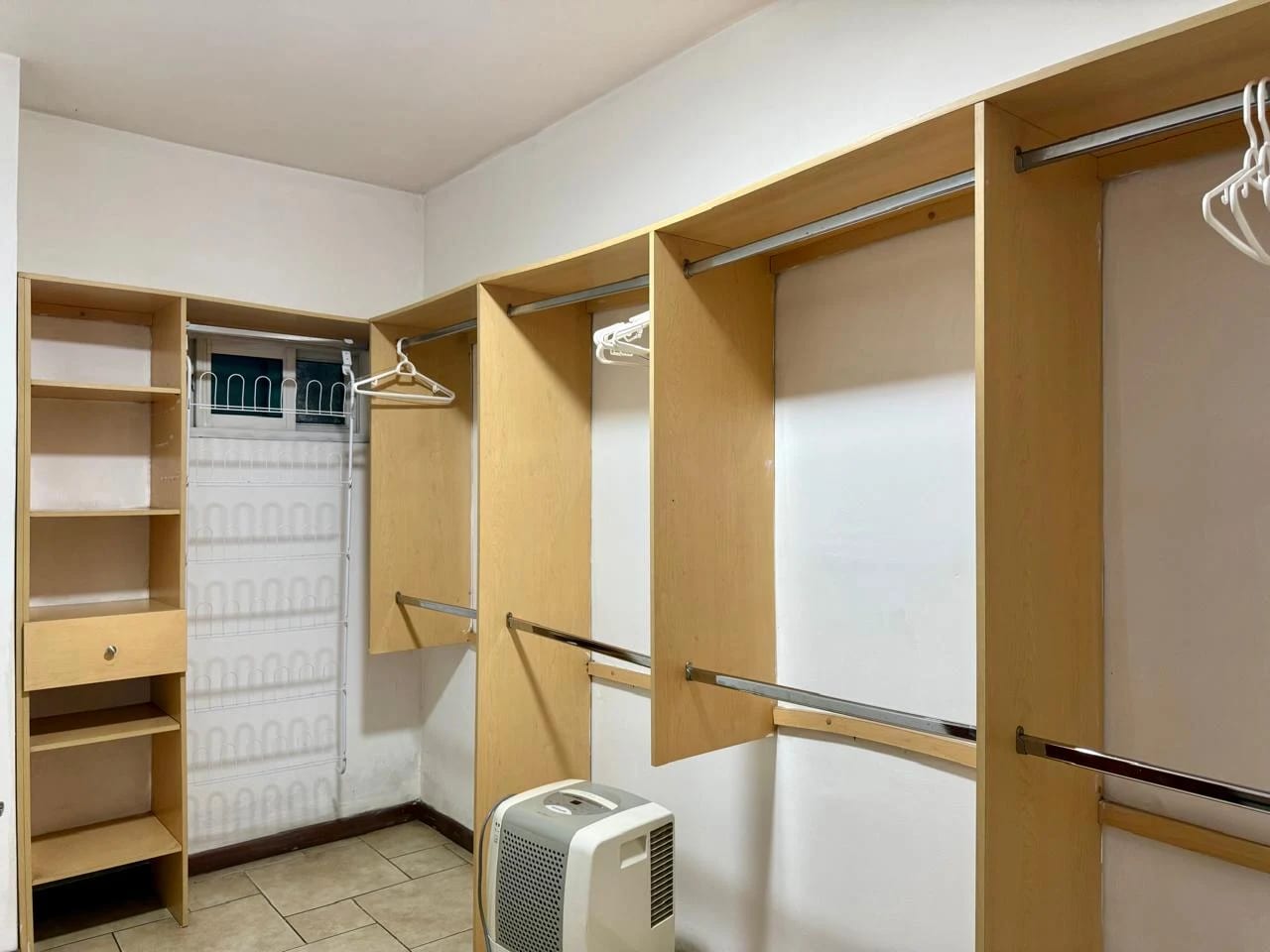 Apartamento Amueblado en Renta KM. 8.5 Carretera a el Salvador — Apartamento en Alquiler en Carretera a El Salvador, Guatemala, Ciudad — foto 3 de 17