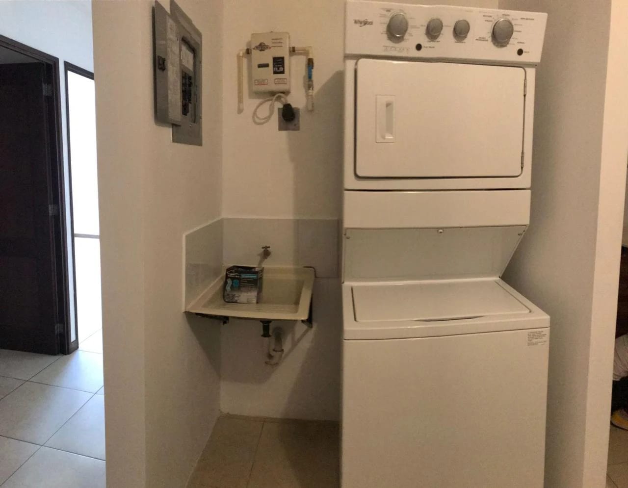 Apartamento en Renta en Zona 11, Santa Maria de las Charcas — Apartamento en Alquiler en Santa María de Las Charcas, Zona 11, Guatemala, Ciudad — foto 7 de 13