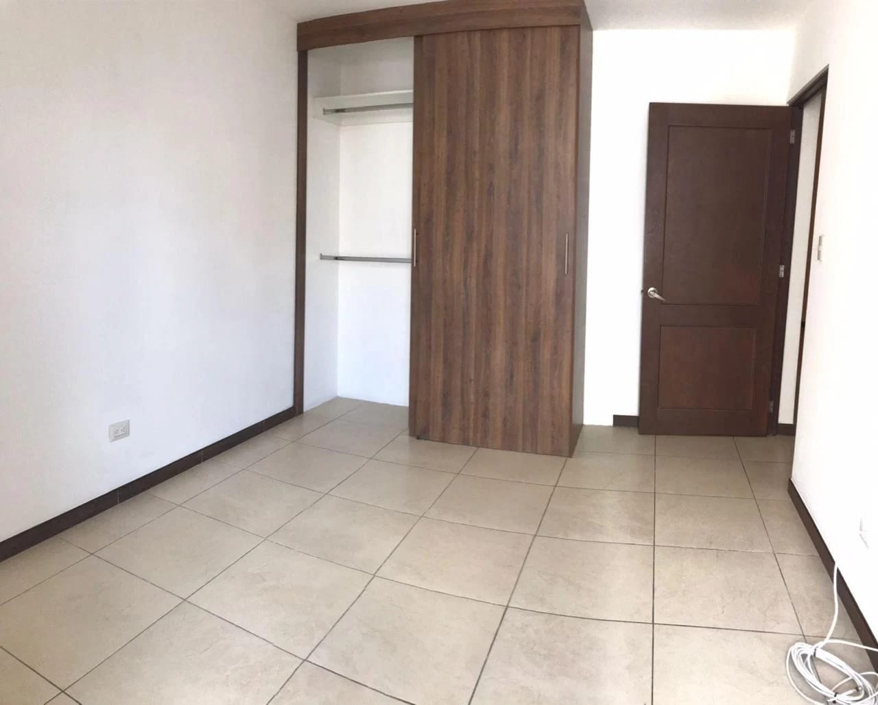 Apartamento en Renta en Zona 11, Santa Maria de las Charcas — Apartamento en Alquiler en Santa María de Las Charcas, Zona 11, Guatemala, Ciudad — foto 10 de 13