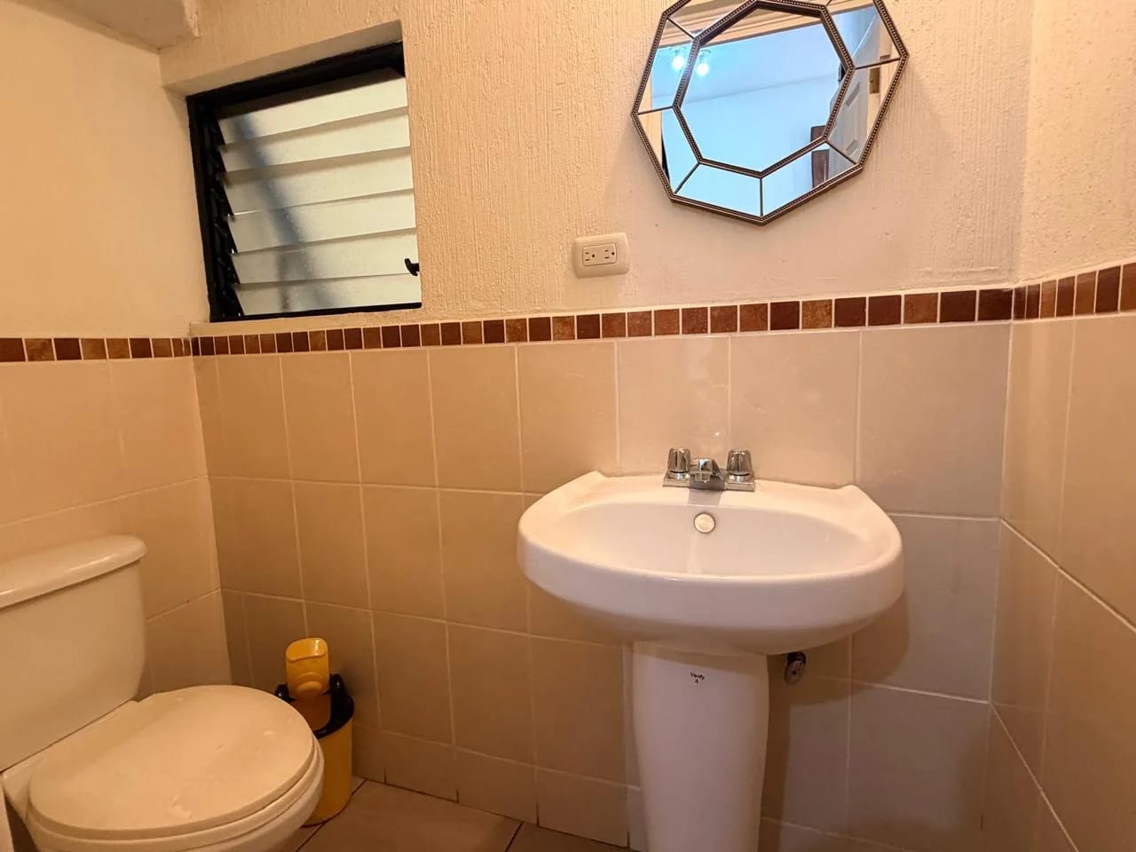 Casa en Renta en San Lucas Sacatepéquez, en Condominio — Apartamento en Alquiler en San Lucas Sacatepéquez, Sacatepéquez — foto 10 de 17