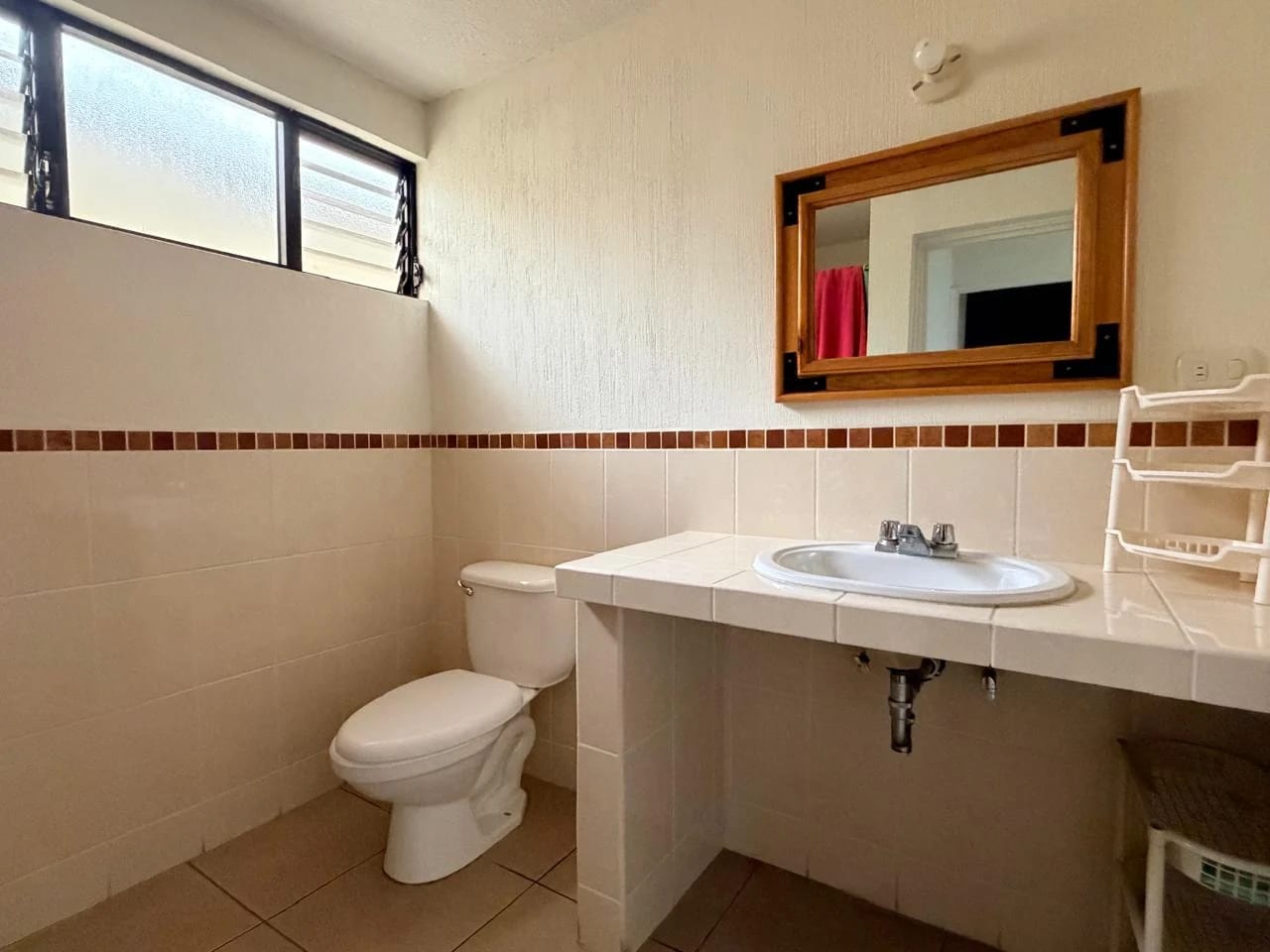 Casa en Renta en San Lucas Sacatepéquez, en Condominio — Apartamento en Alquiler en San Lucas Sacatepéquez, Sacatepéquez — foto 12 de 17