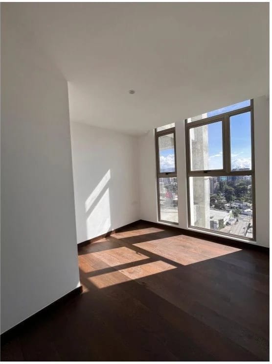 Apartamento en Venta en Zona 10 — Apartamento en Venta en Zona 10, Guatemala, Ciudad — foto 1 de 5