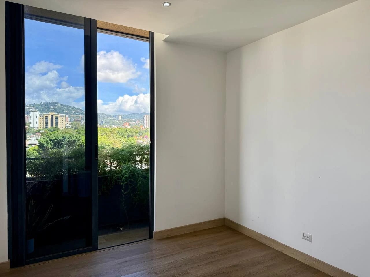 Apartamento Amueblado en Renta en Zona 15, Trivá — Apartamento en Alquiler en Trivá, Zona 15, Guatemala, Ciudad — foto 8 de 17