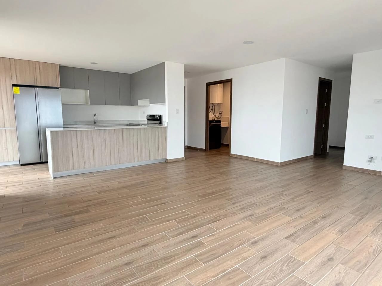 Apartamento en Venta en Zona 14, Parque 14 — Apartamento en Venta en Parque 14, Zona 14, Guatemala, Ciudad — foto 3 de 16
