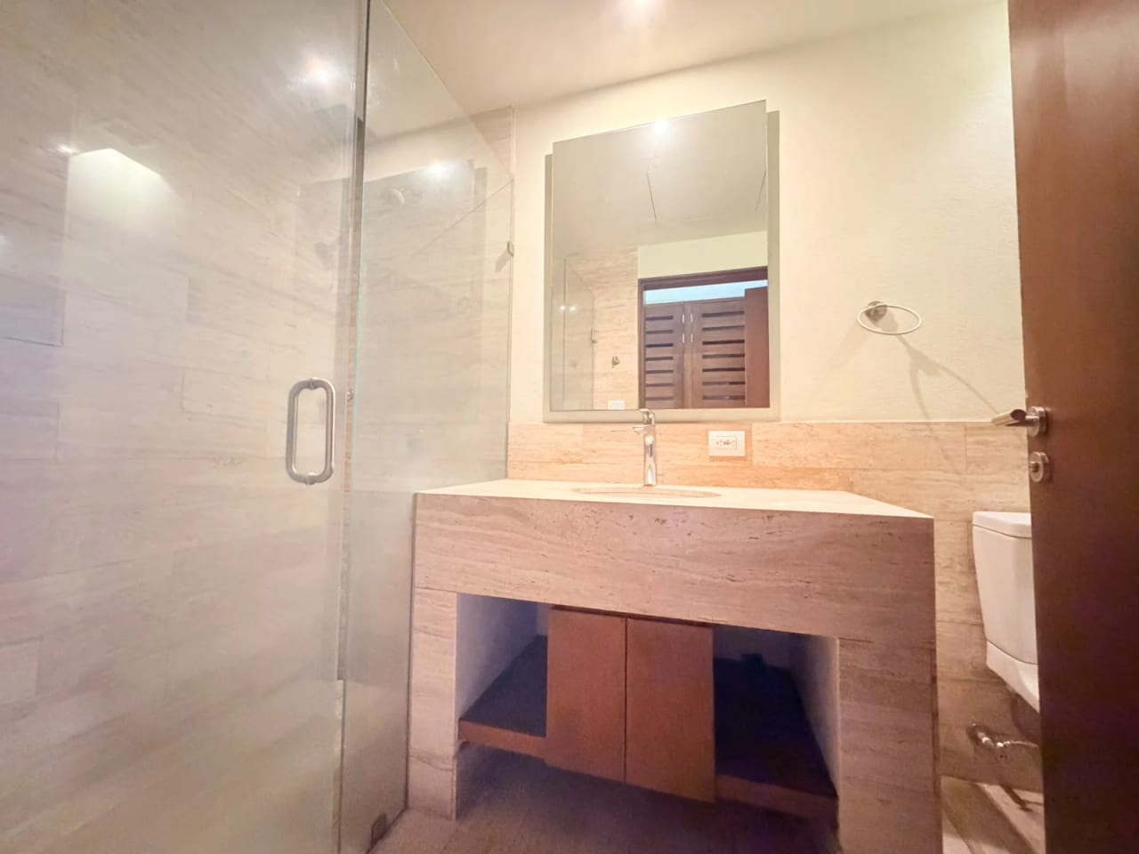 Apartamento en Venta en Zona 10, Terraesperanza — Apartamento en Venta en Terraesperanza, Zona 10, Guatemala, Ciudad — foto 11 de 17