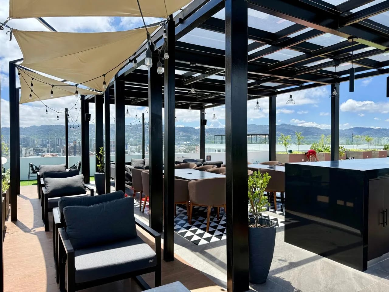 Apartamento en Venta en Zona 10, Atarah — Apartamento en Venta en Atarah, Zona 10, Guatemala, Ciudad — foto 16 de 17