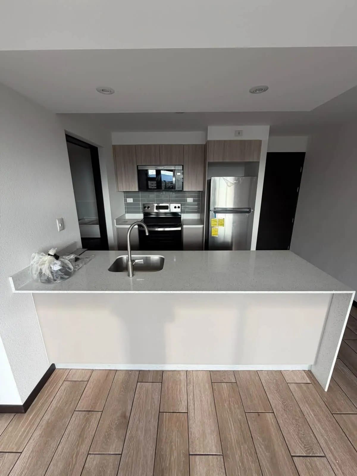 Apartamento en Renta en Zona 16, San Isidro 20/21 — Apartamento en Alquiler en San Isidro 20/21, Zona 16, Guatemala, Ciudad — foto 2 de 15