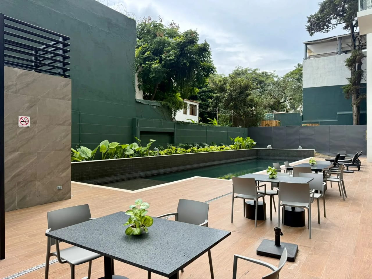 Apartamento en Renta en Zona 10, Atarah — Apartamento en Alquiler en Atarah, Zona 10, Guatemala, Ciudad — foto 16 de 17