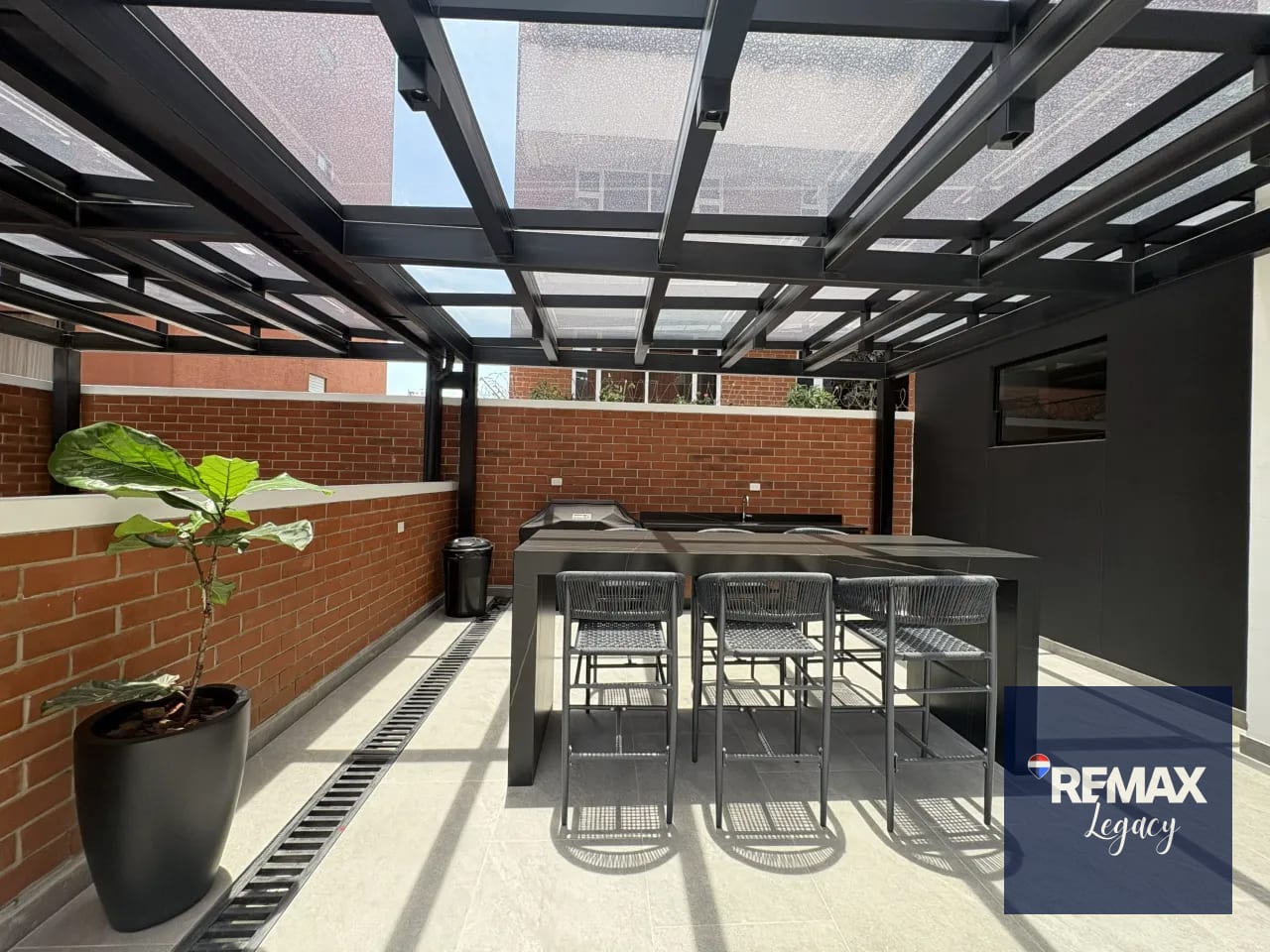 Apartamento | Renta | Zona 10 — Apartamento en Alquiler en Zona 10, Guatemala, Ciudad — foto 7 de 10
