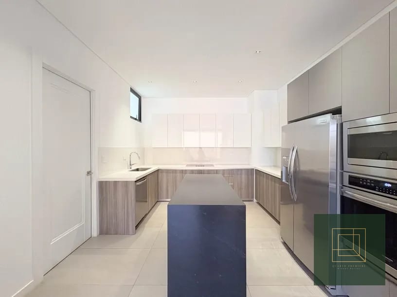 Apartamento en Renta o Venta Maranta Oakland zona 10 — Apartamento en Venta en Maranta Oakland, Zona 10, Guatemala, Ciudad — foto 1 de 9