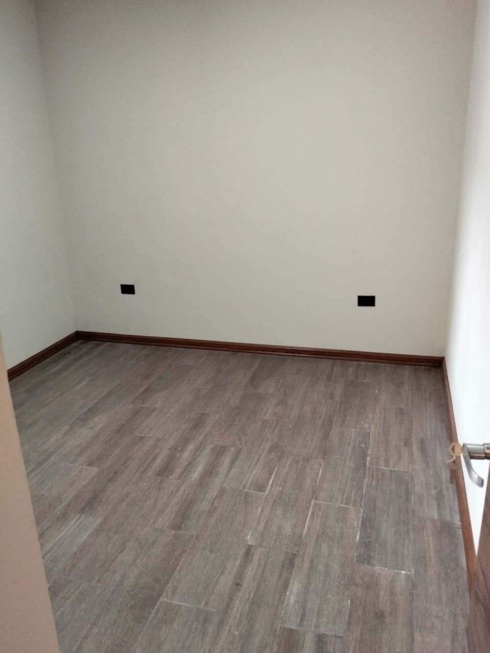 Cerca de todo, Vol Santa Ana Z 5 Apto listo para mudarse — Apartamento en Venta en Colonia Santa Ana, Zona 5, Guatemala, Ciudad — foto 5 de 12