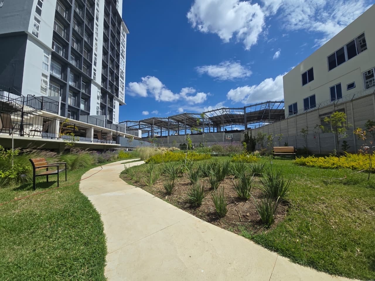 Apartamento en Renta y Venta Edificio Nikao — Apartamento en Alquiler en Zona 4 Mixco, Guatemala, Ciudad — foto 10 de 11