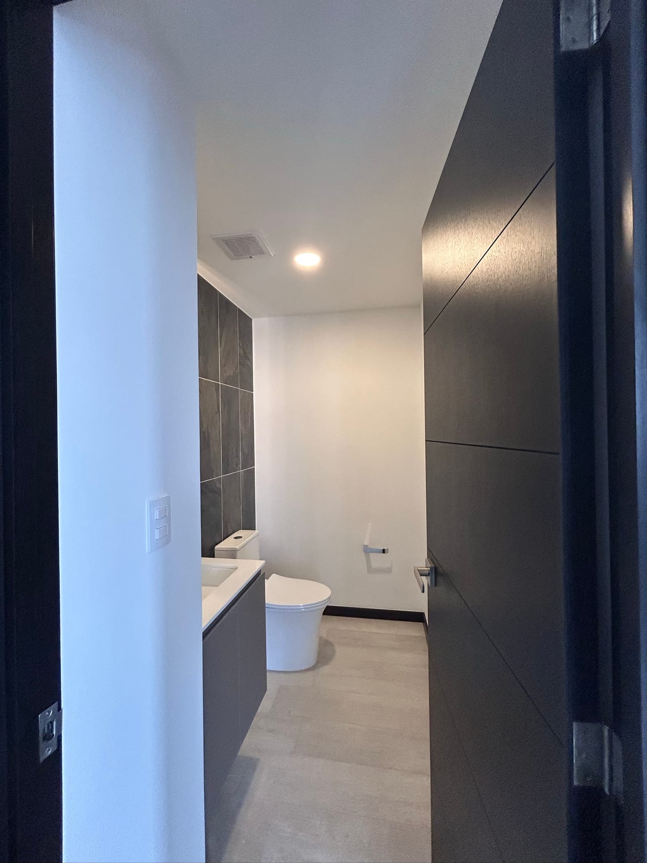 Apartamento en renta edificio VERDÚ Z13 — Apartamento en Alquiler en Zona 13, Guatemala, Ciudad — foto 5 de 16