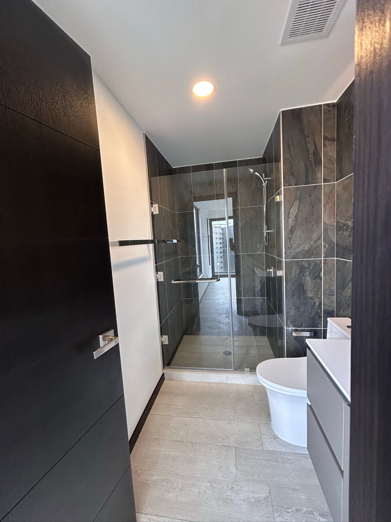Apartamento en renta edificio VERDÚ Z13 — Apartamento en Alquiler en Zona 13, Guatemala, Ciudad — foto 13 de 16