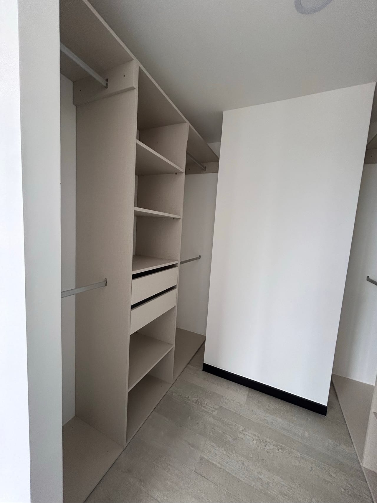 Apartamento en renta edificio VERDÚ Z13 — Apartamento en Alquiler en Zona 13, Guatemala, Ciudad — foto 14 de 16