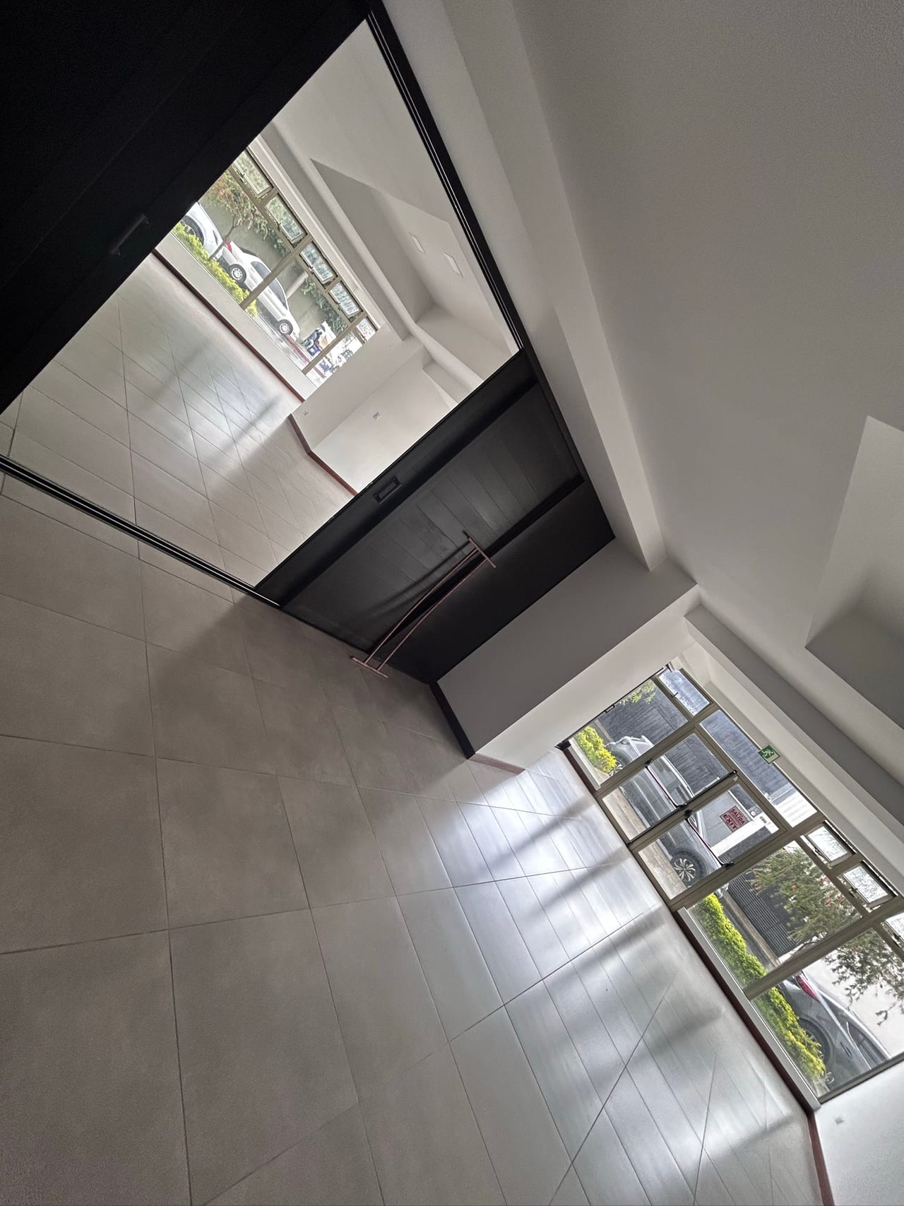 Super ubicado, apartamento en renta en edificio CASALINI — Apartamento en Alquiler en Zona 10, Guatemala, Ciudad — foto 16 de 17
