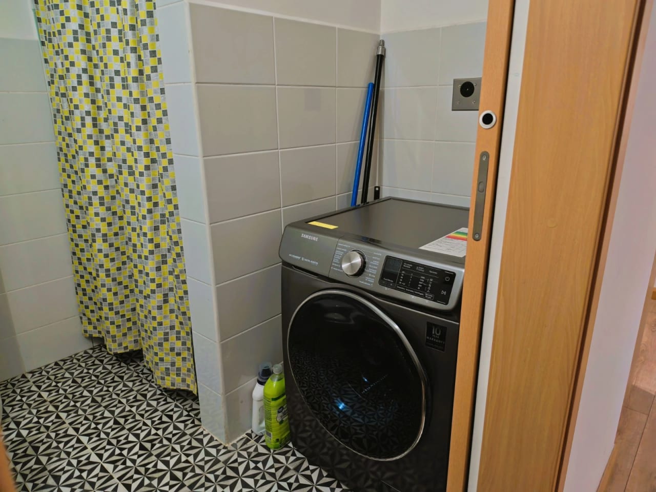 Renta de apartamento (amueblado) en zona 1 — Apartamento en Alquiler en Centro Vivo, Zona 1, Guatemala, Ciudad — foto 4 de 12