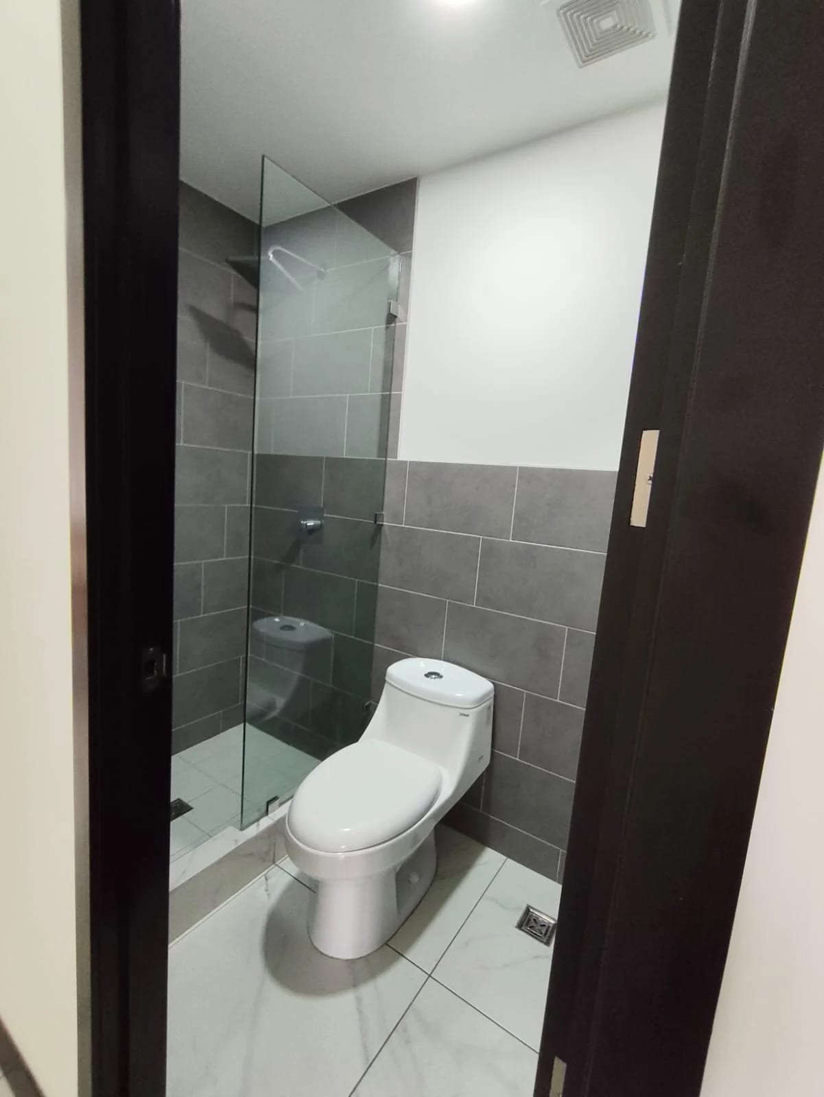 Apartamento en renta! En VH1, zona 15 — Apartamento en Alquiler en Fontainebleau, Zona 15, Guatemala, Ciudad — foto 6 de 11