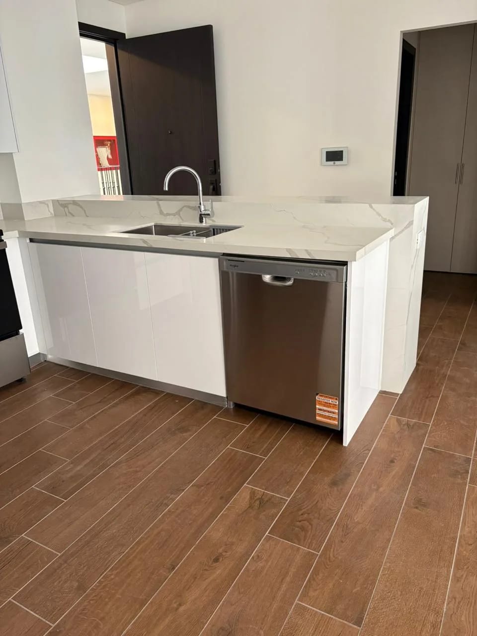 Apartamento en renta, Lirios IV de Cayalá — Apartamento en Alquiler en Lirios de Cayalá IV, Zona 16, Guatemala, Ciudad — foto 4 de 12