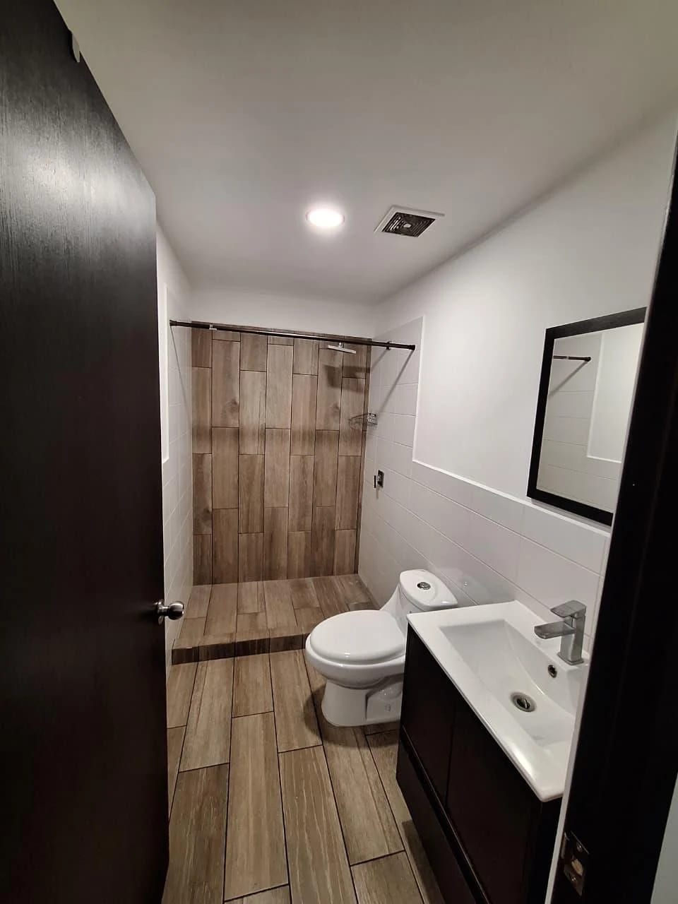 Apartamento en renta, primer nivel con patio! Petápolis z12 — Apartamento en Alquiler en Petápolis, Zona 12, Guatemala, Ciudad — foto 6 de 14