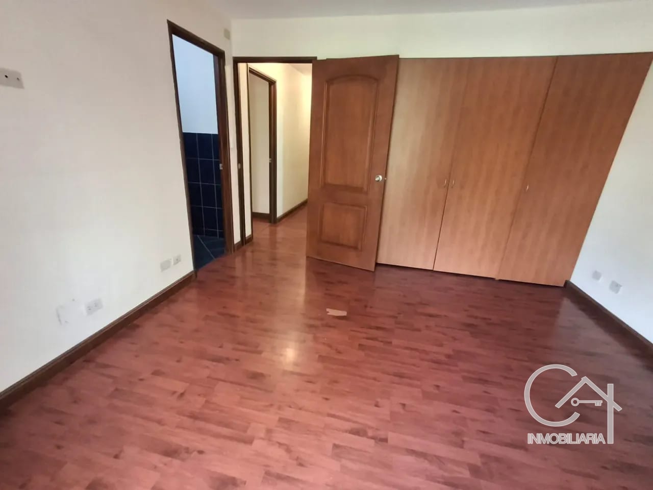APARTAMENTO en Venta - Jardines de la Floresta, zona 7 — Apartamento en Venta en Jardines de la Floresta, Zona 7, Guatemala, Ciudad — foto 8 de 17
