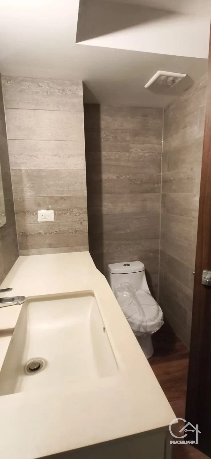 Apartamento en Renta Aralia 2 Zona 11 — Apartamento en Alquiler en Zona 11, Guatemala, Ciudad — foto 8 de 13